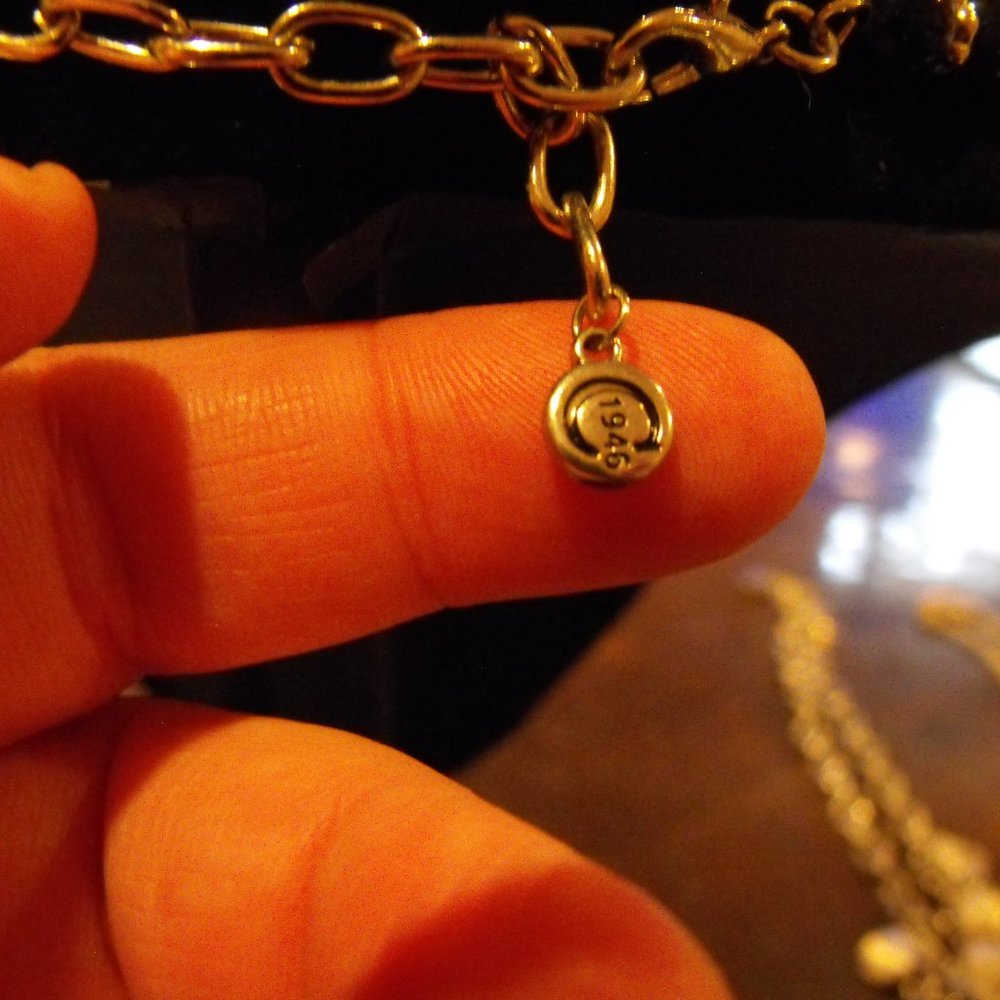 C1946 Silver and Black Necklace with Black Beads - Picture 6 of 6